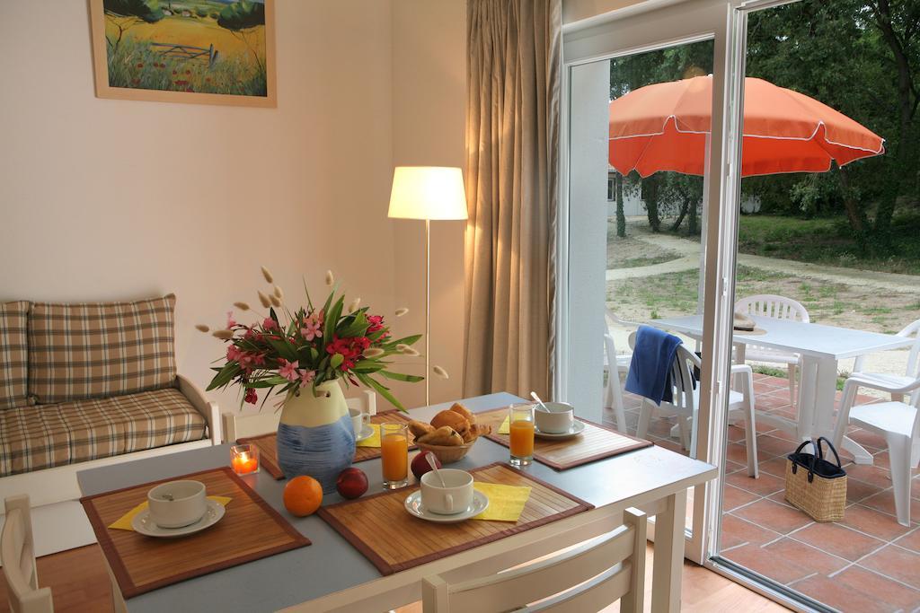 Résidence Néméa Les Sables Vignier Saint-Georges-d'Oleron Habitación foto