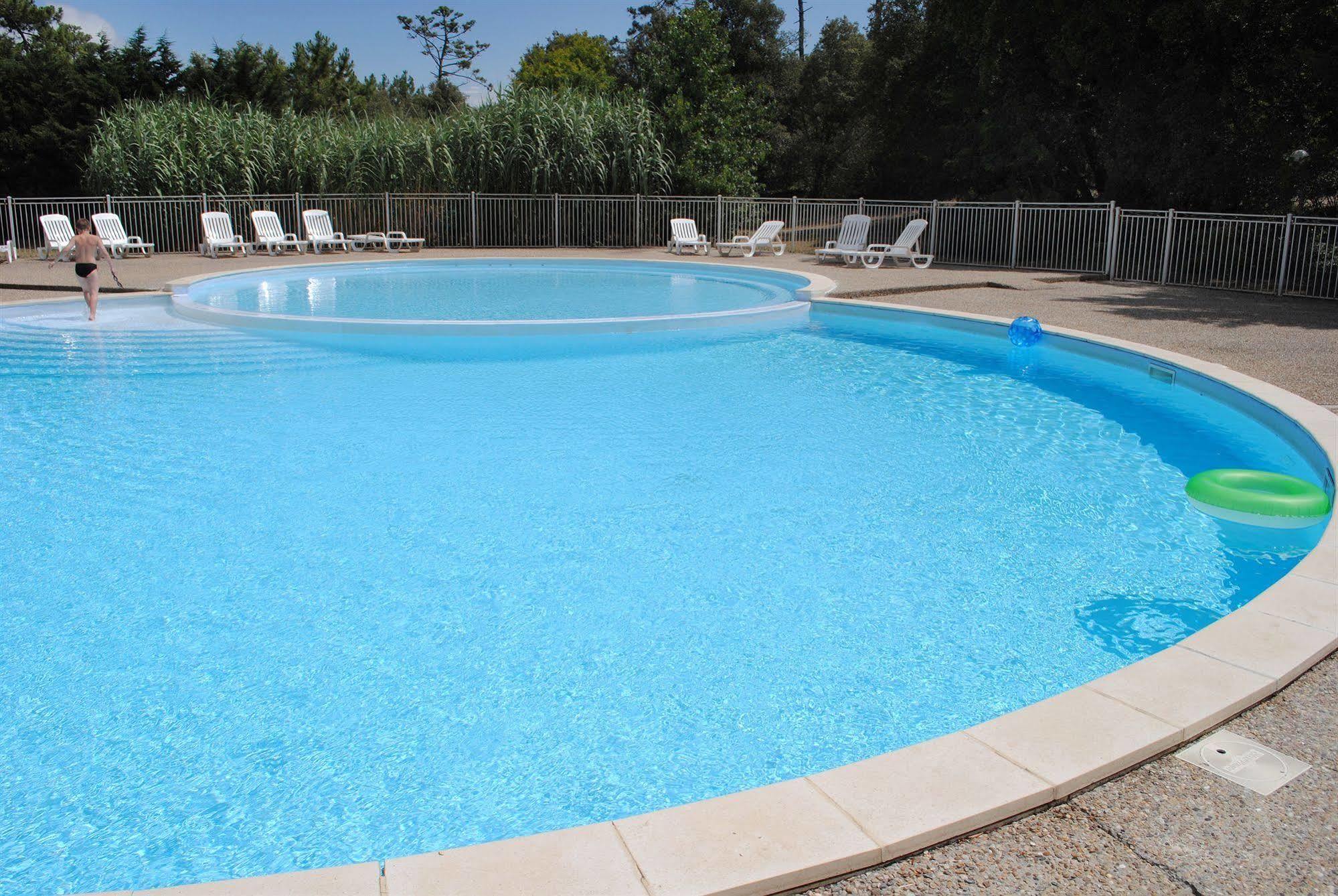 Résidence Néméa Les Sables Vignier Saint-Georges-d'Oleron Exterior foto