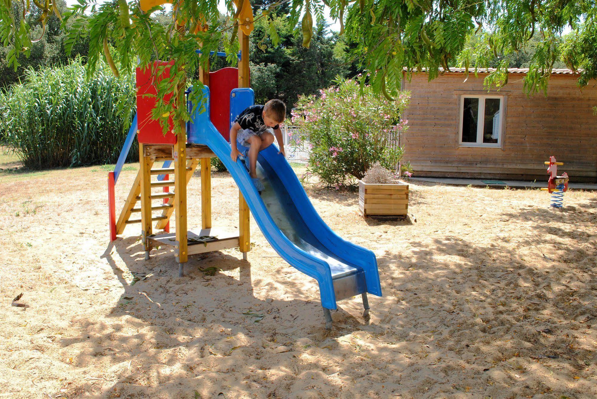 Résidence Néméa Les Sables Vignier Saint-Georges-d'Oleron Exterior foto